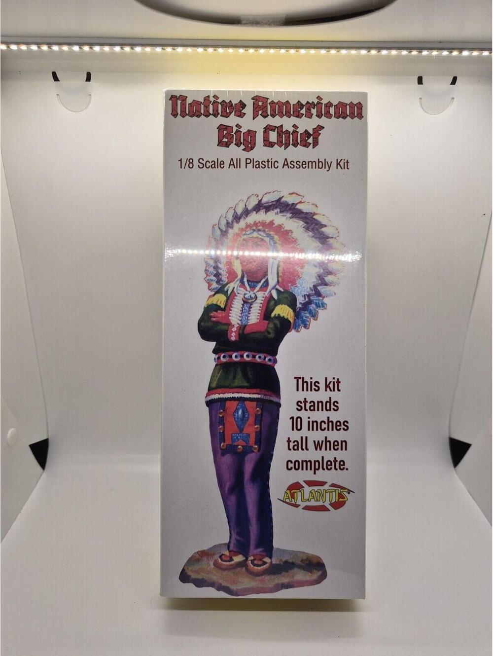 New "Native American Big Chief" reissue by Atlantis 1:8 scale